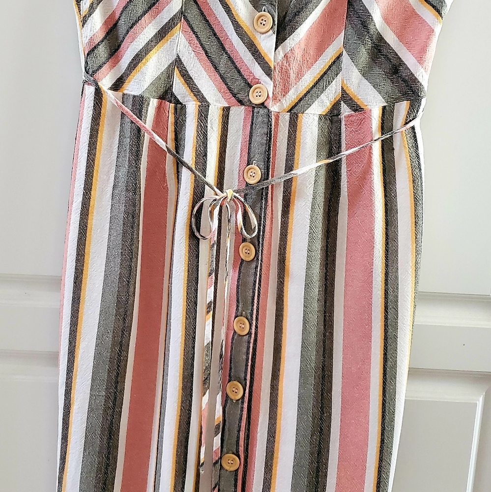Dress - Picture 8 of 12